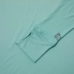 Apparel Aquatek Hooded Fishing Shirt - Women's 4 Apparel Aquatek Hooded Fishing Shirt - Women's